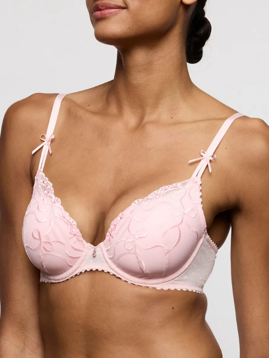 MARIE JO